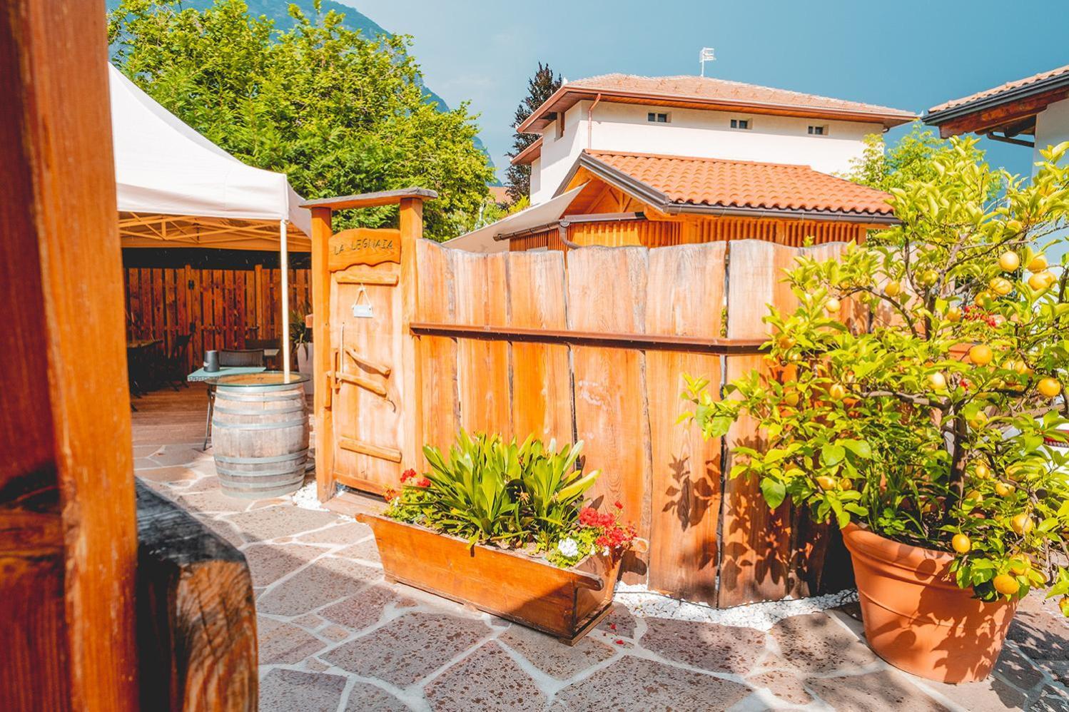 Casa Da Carmen Boutique & Private Spa Mezzolombardo Bagian luar foto
